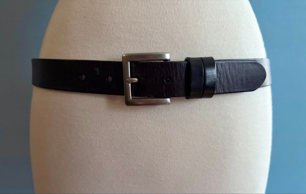 ROLFS Black Leather Belt Womens sz L (fits like a sz Small)